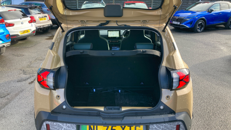 Dacia Spring 27kWh Extreme 65 48kW 5dr Auto Electric Hatchback